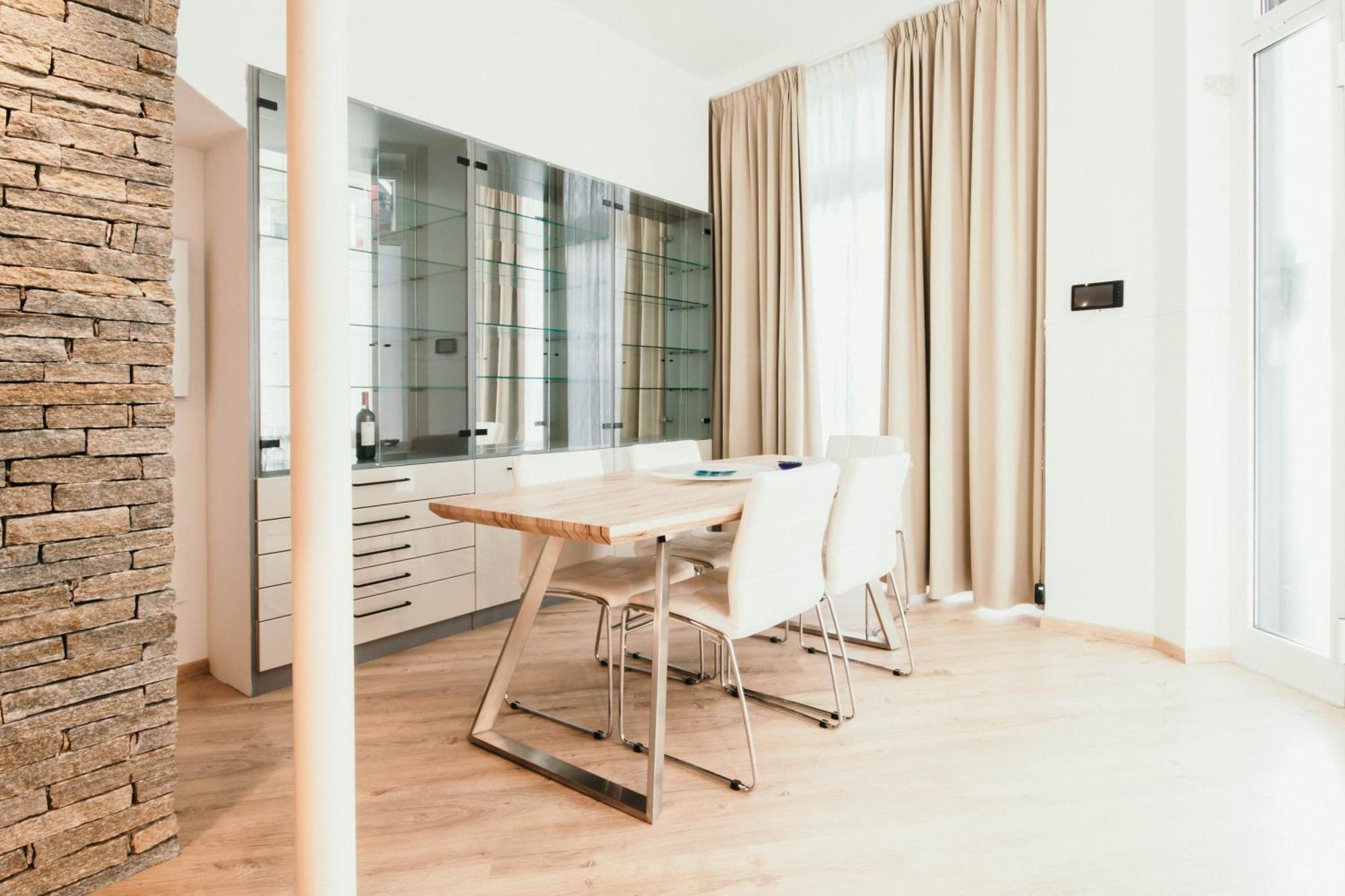 Casa Gioiosa - Lakeside Leisure & Business Omegna